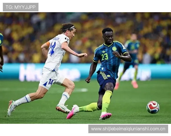 世界杯乌兹别克斯坦对阵哥伦比亚比赛中球员跑动距离分析与数据统计